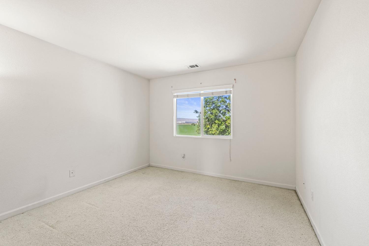 Detail Gallery Image 28 of 43 For 1644 Gloria Cir, Tracy,  CA 95377 - 5 Beds | 3 Baths