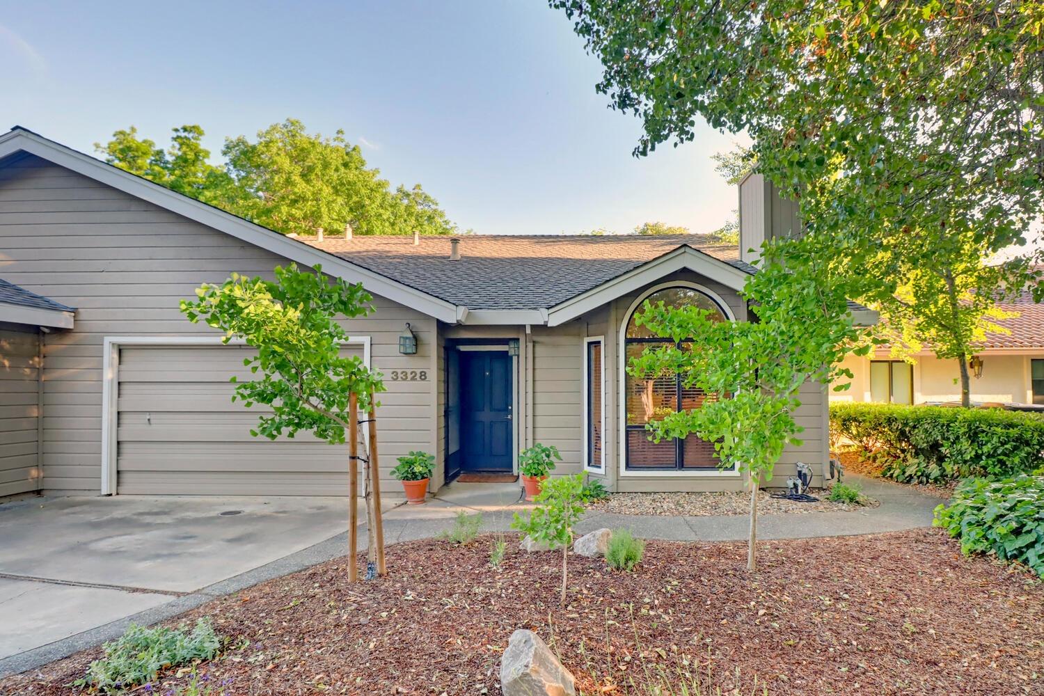 Oyster Bay Avenue, Davis, California image 1