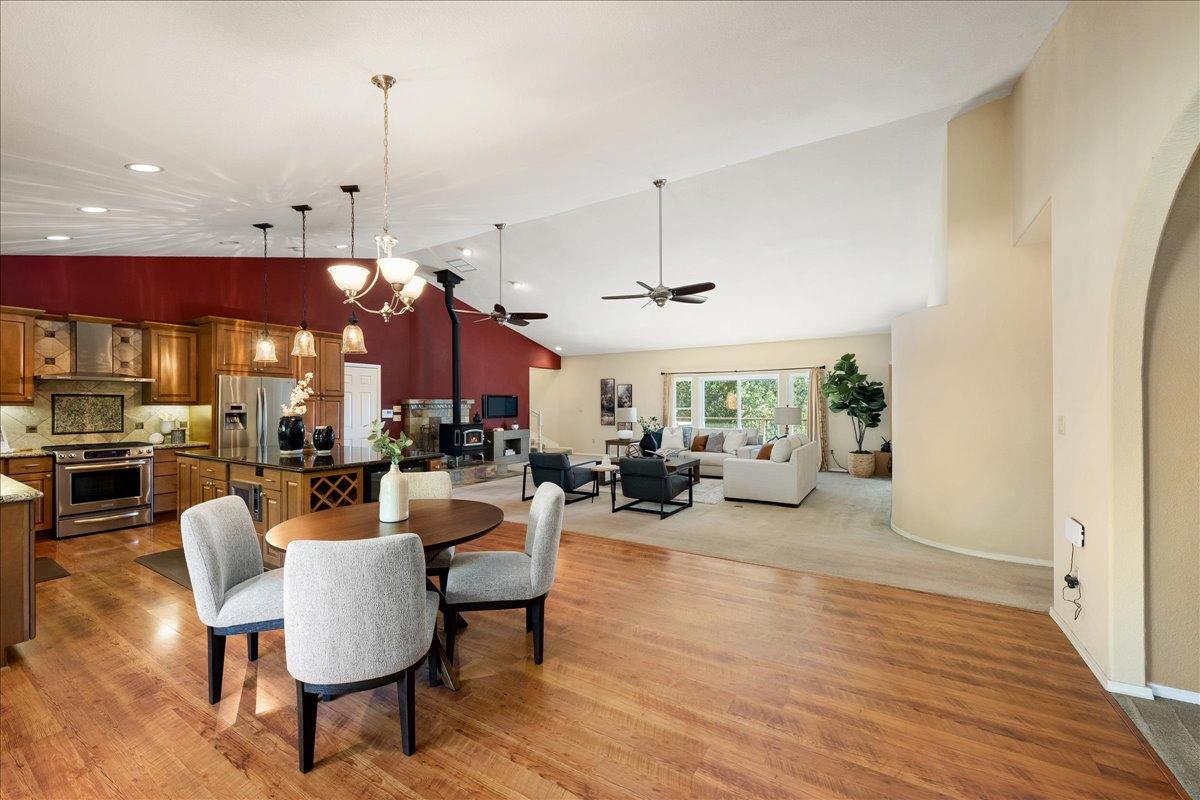 Detail Gallery Image 7 of 69 For 150 Spring Ln, Newcastle,  CA 95658 - 3 Beds | 3 Baths