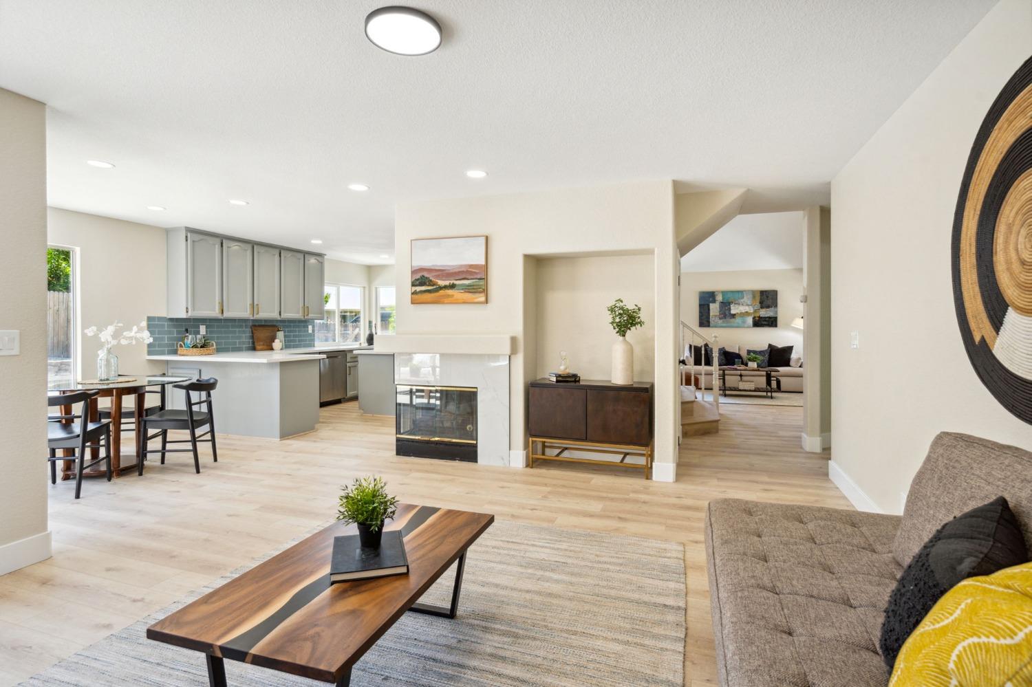 Detail Gallery Image 14 of 33 For 9200 Redwater Dr, Antelope,  CA 95843 - 4 Beds | 3 Baths
