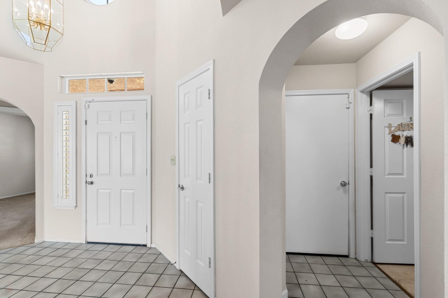 Detail Gallery Image 18 of 34 For 1430 Harvest Ln, Tracy,  CA 95376 - 5 Beds | 3 Baths