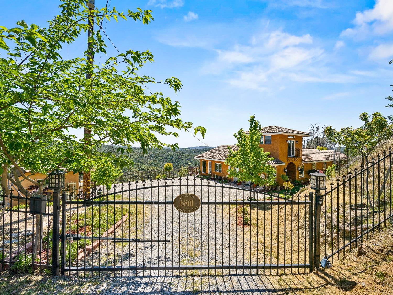Detail Gallery Image 7 of 40 For 6801 Sagittarius Rd, Placerville,  CA 95667 - 3 Beds | 2/1 Baths
