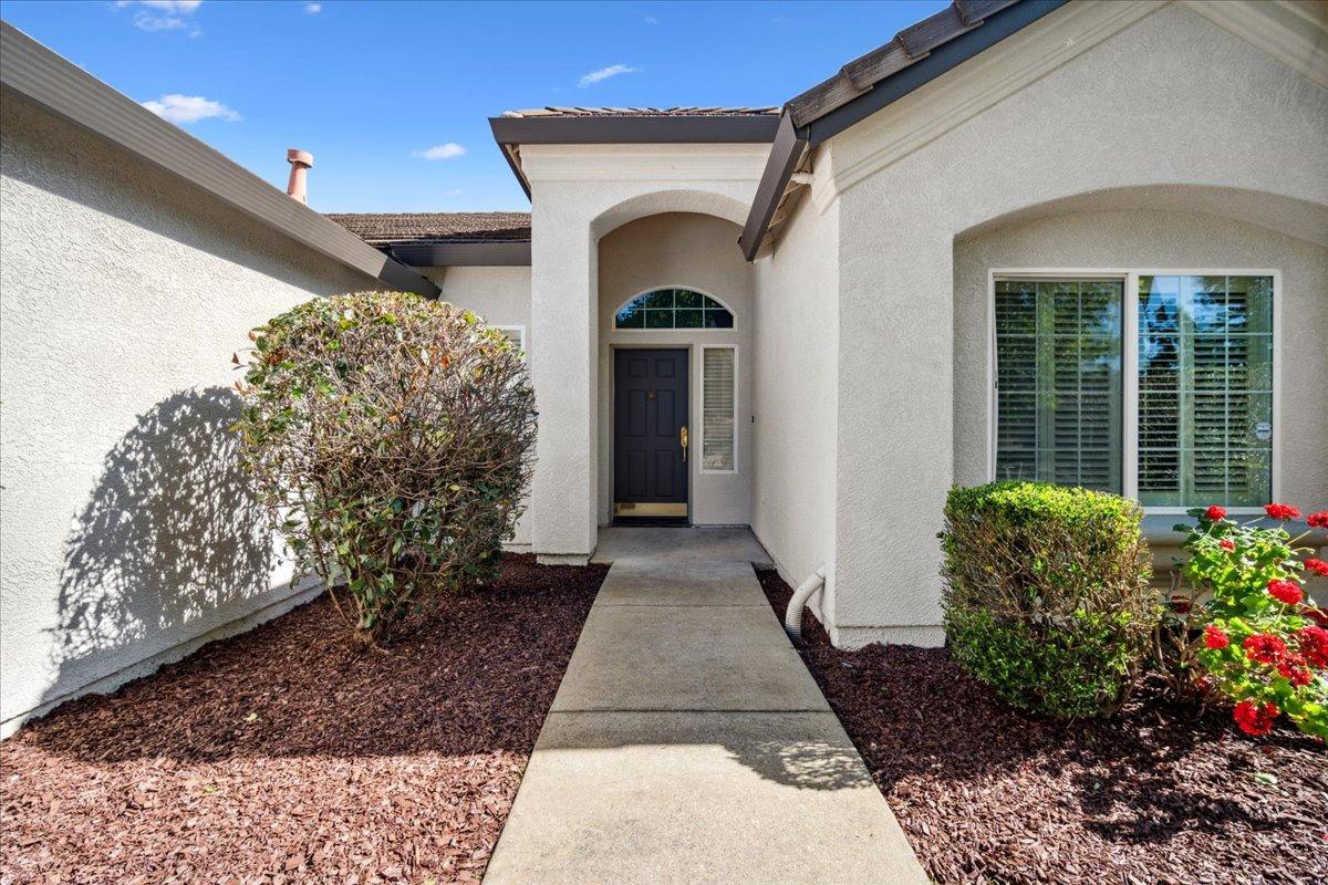 Detail Gallery Image 2 of 45 For 1128 Skyline Dr, Yuba City,  CA 95991 - 4 Beds | 2 Baths