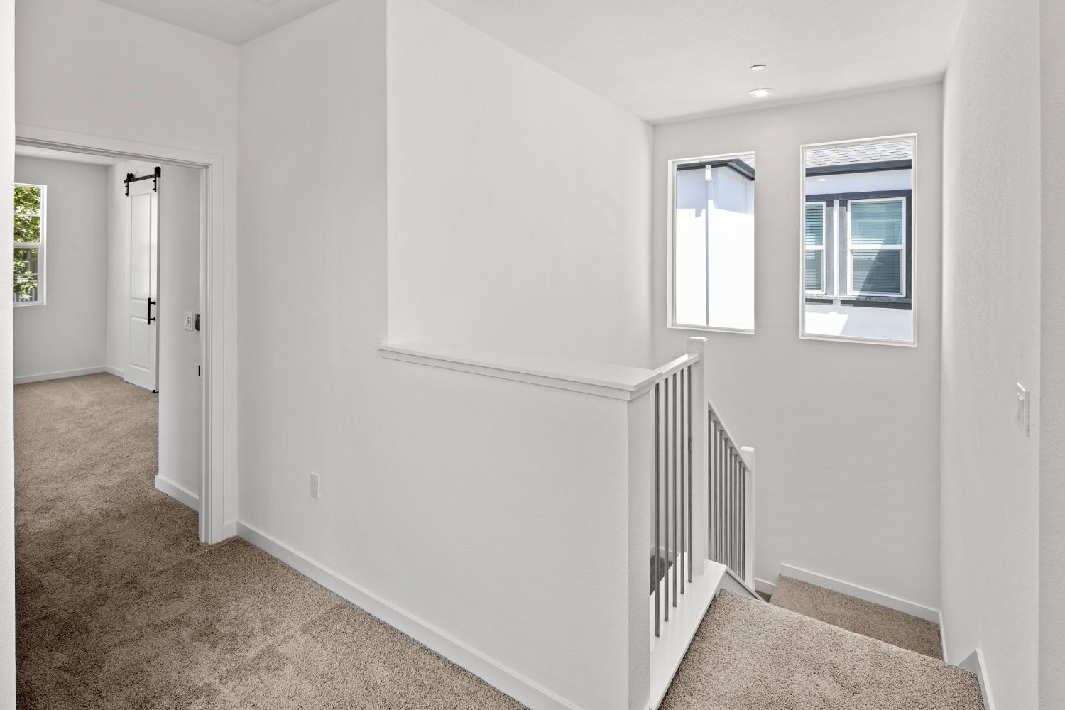 Detail Gallery Image 16 of 39 For 8636 Starburst Way, Sacramento,  CA 95823 - 4 Beds | 2/1 Baths