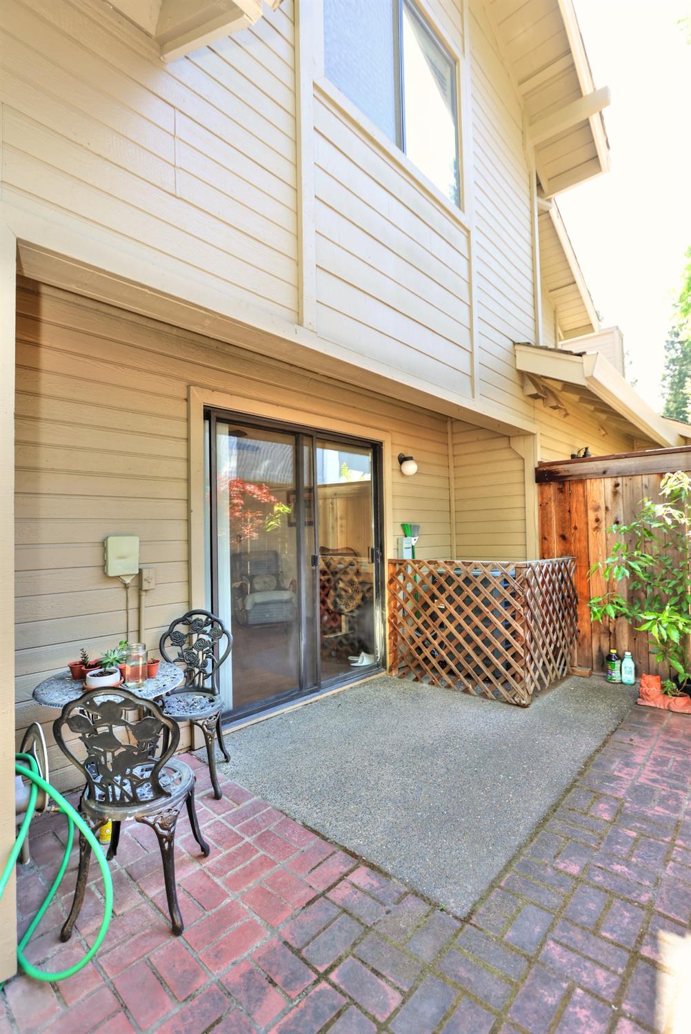 Detail Gallery Image 46 of 69 For 1982 University Park Dr, Sacramento,  CA 95825 - 3 Beds | 2/1 Baths