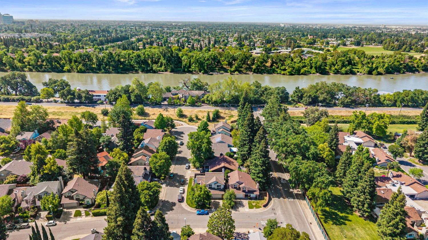 Detail Gallery Image 55 of 56 For 2936 Trigo Way, Sacramento,  CA 95833 - 3 Beds | 2/1 Baths