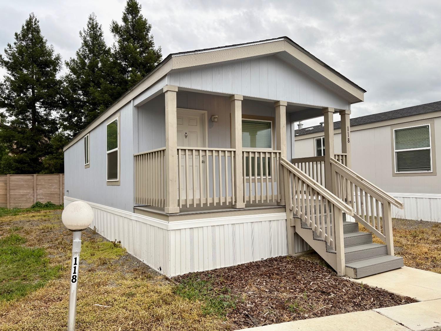 Detail Gallery Image 7 of 18 For 118 Hedy Ln, Davis,  CA 95618 - 1 Beds | 1 Baths