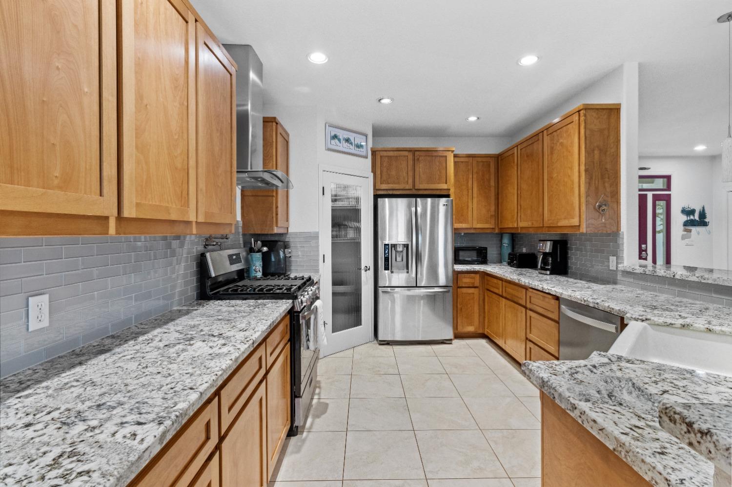 Detail Gallery Image 14 of 44 For 9593 Quail Meadow Ln, Oregon House,  CA 95962 - 3 Beds | 2 Baths
