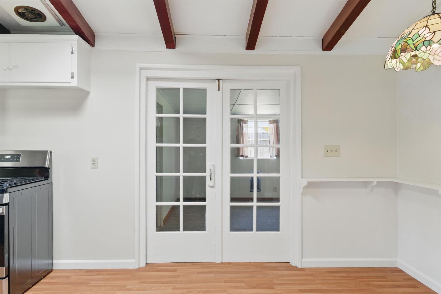 Detail Gallery Image 27 of 41 For 5925 Garibaldi St, Sacramento,  CA 95824 - 3 Beds | 1 Baths