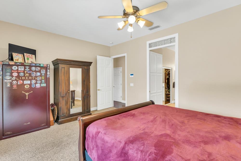 Detail Gallery Image 17 of 66 For 929 Jordine Way, Galt,  CA 95632 - 5 Beds | 2/1 Baths