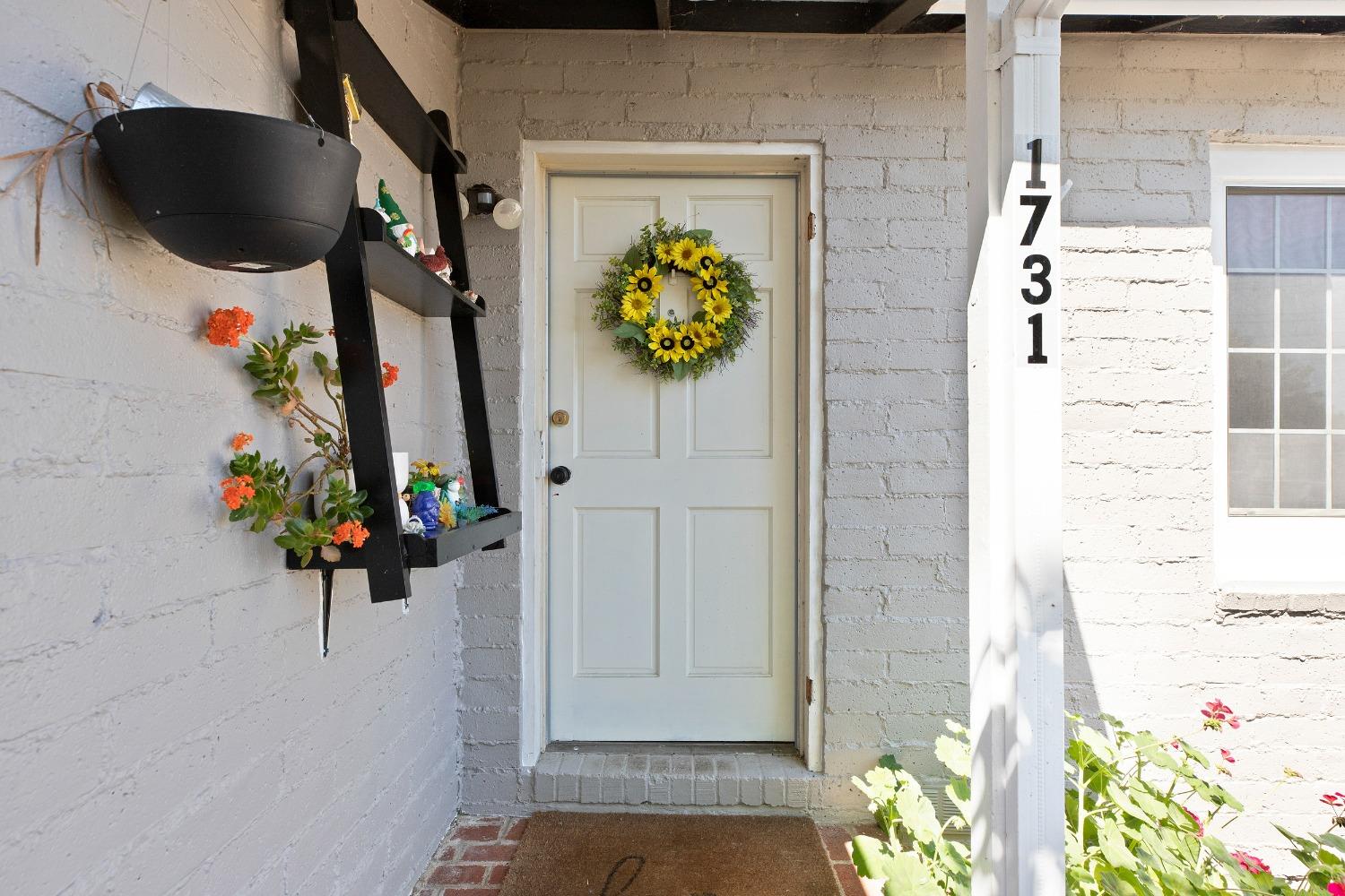 Detail Gallery Image 3 of 31 For 1731 Humphrey Dr, Concord,  CA 94519 - 3 Beds | 1 Baths