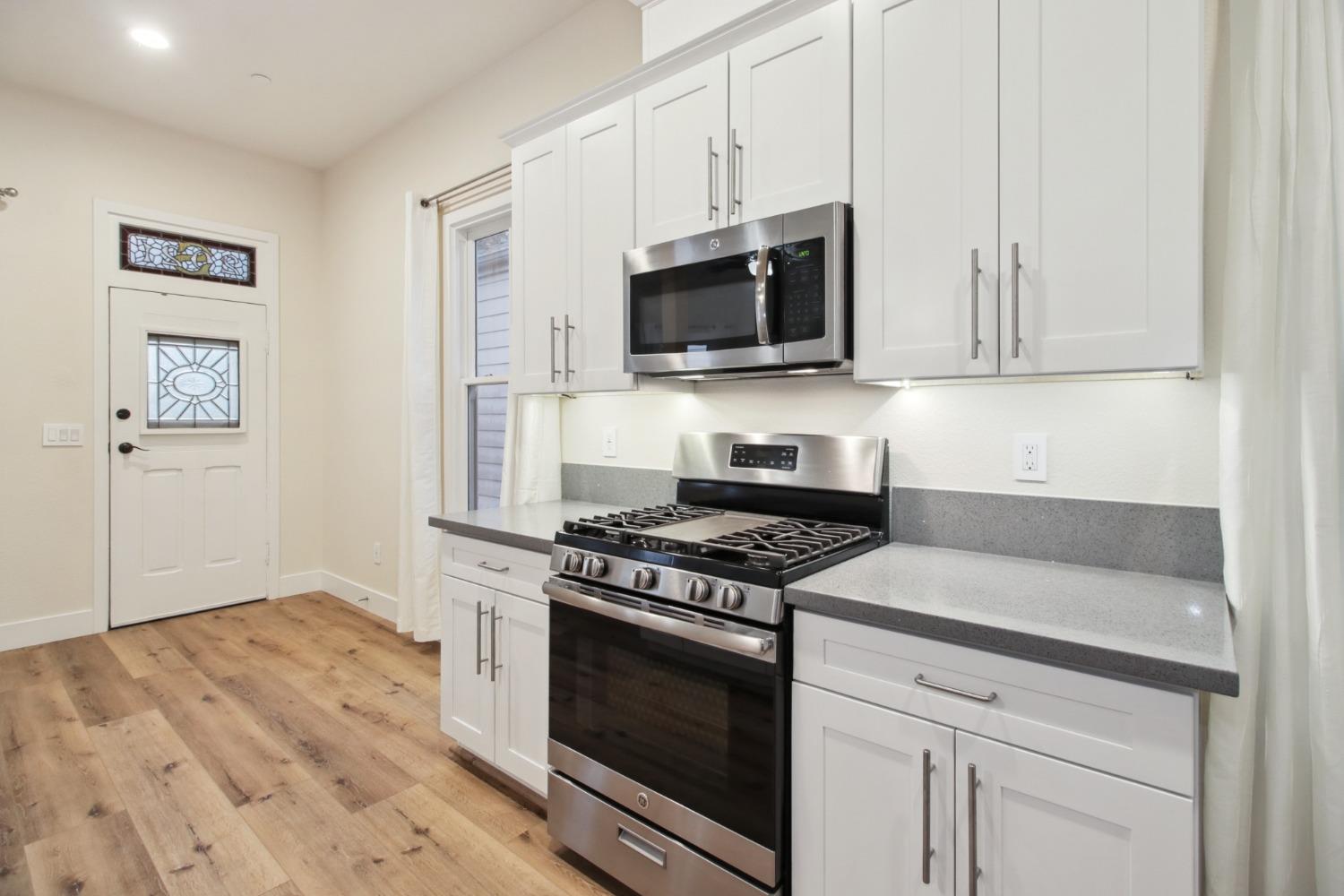 Detail Gallery Image 40 of 59 For 2021 S St, Sacramento,  CA 95811 - – Beds | – Baths