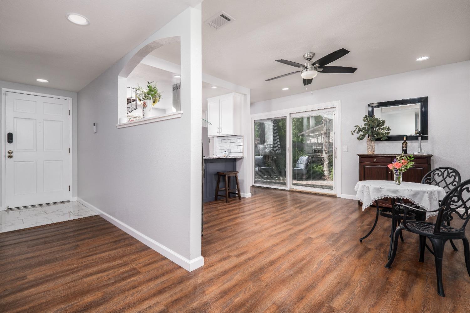 Detail Gallery Image 13 of 61 For 11078 Autumnwind Ln, Rancho Cordova,  CA 95670 - 3 Beds | 2 Baths