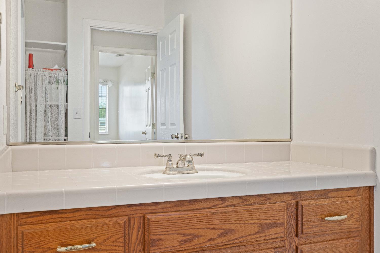 Detail Gallery Image 35 of 68 For 21299 E Highway 4, Stockton,  CA 95215 - 5 Beds | 4/1 Baths