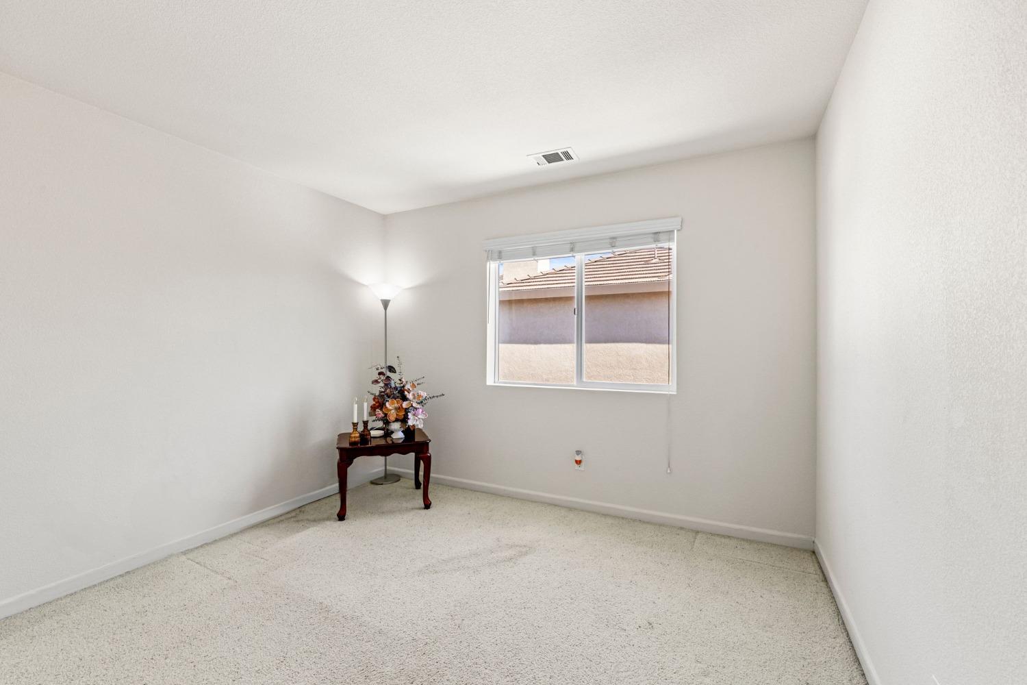 Detail Gallery Image 19 of 43 For 1644 Gloria Cir, Tracy,  CA 95377 - 5 Beds | 3 Baths