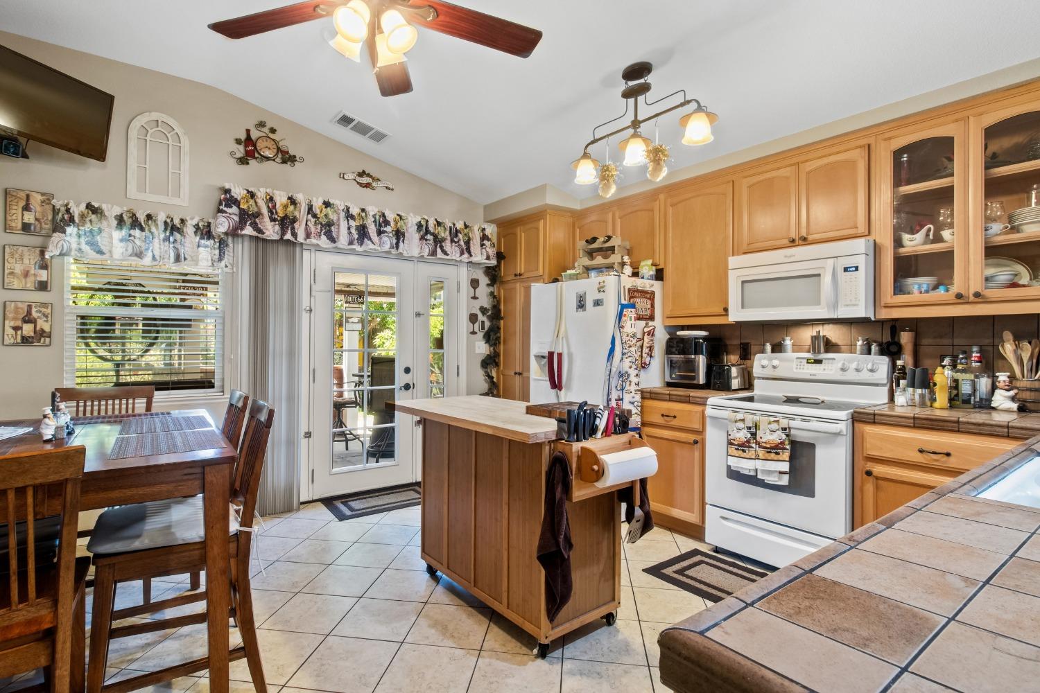 Detail Gallery Image 10 of 26 For 1474 Antioch Ct, Merced,  CA 95348 - 3 Beds | 2 Baths