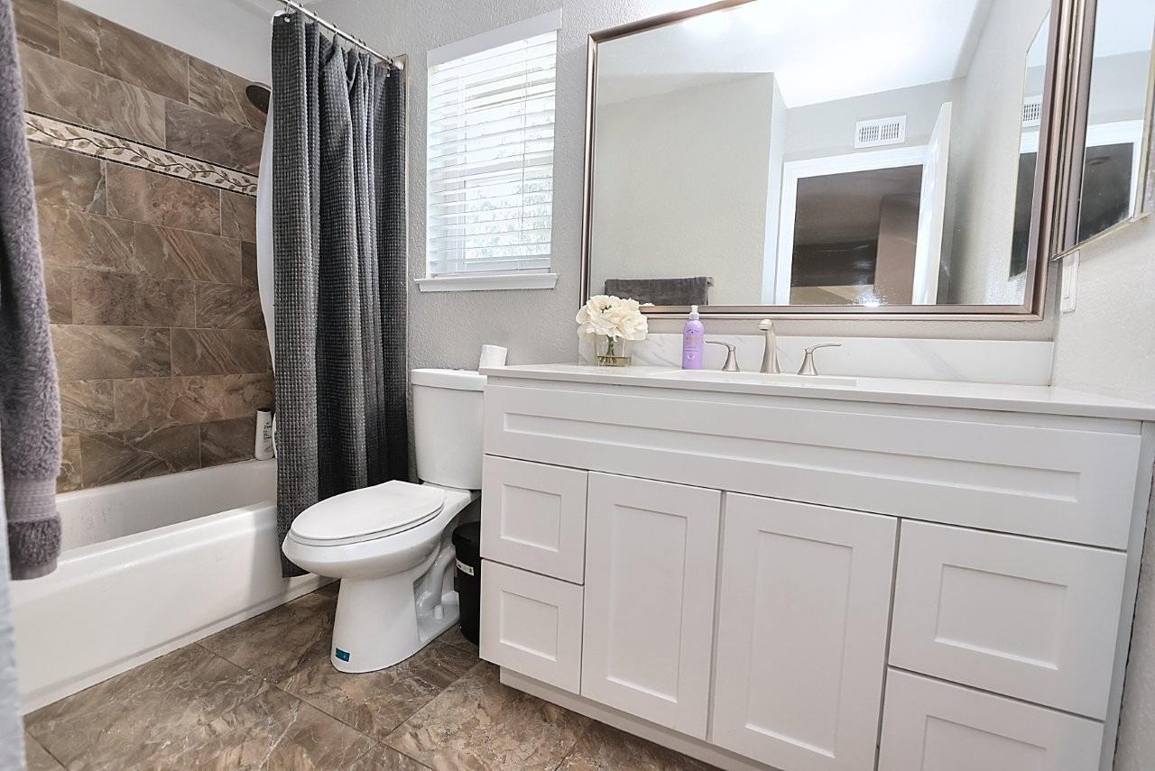 Detail Gallery Image 23 of 53 For 4100 Singing Tree Way, Antelope,  CA 95843 - 4 Beds | 3 Baths