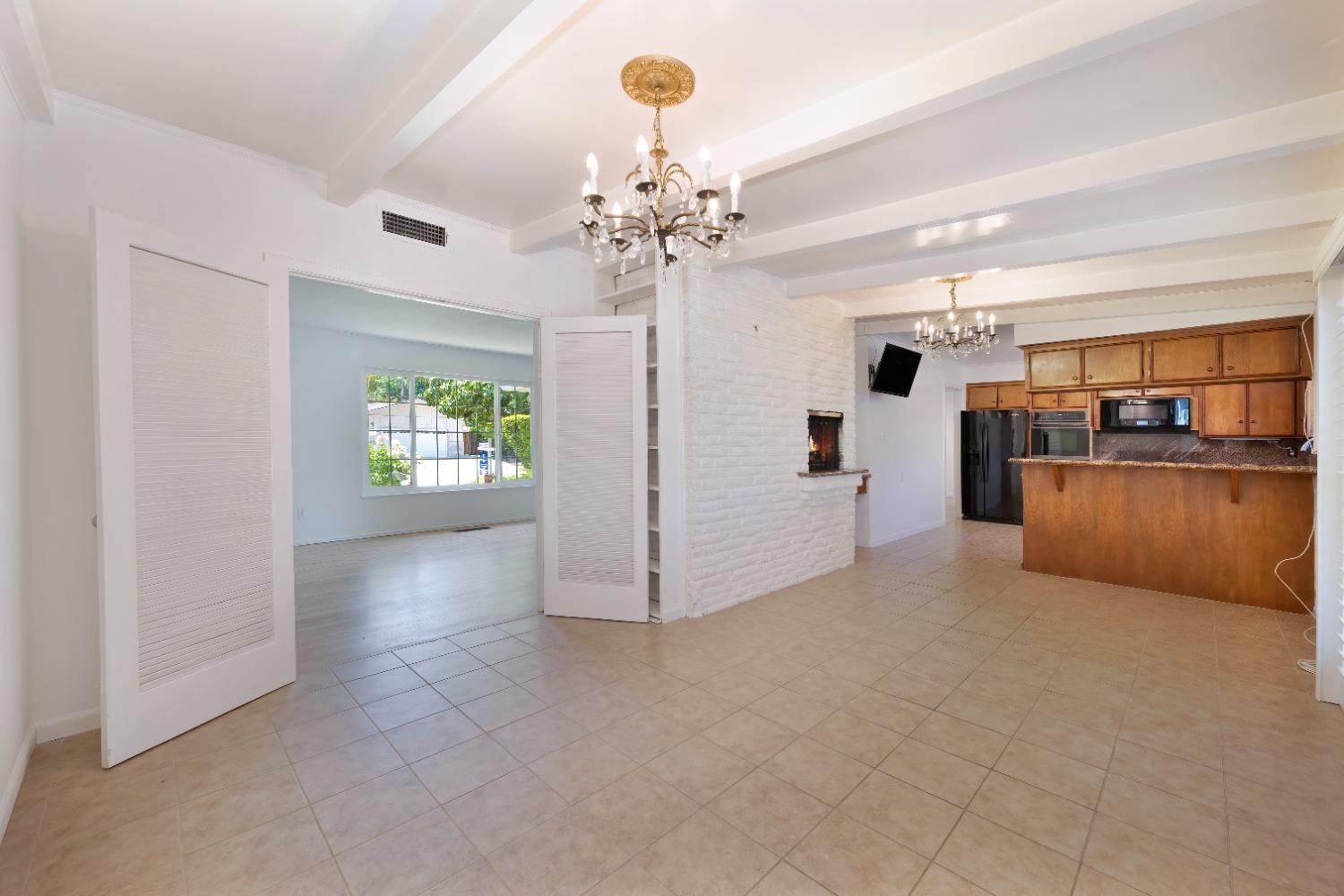 Detail Gallery Image 14 of 75 For 6207 Rampart Dr, Carmichael,  CA 95608 - 4 Beds | 3 Baths