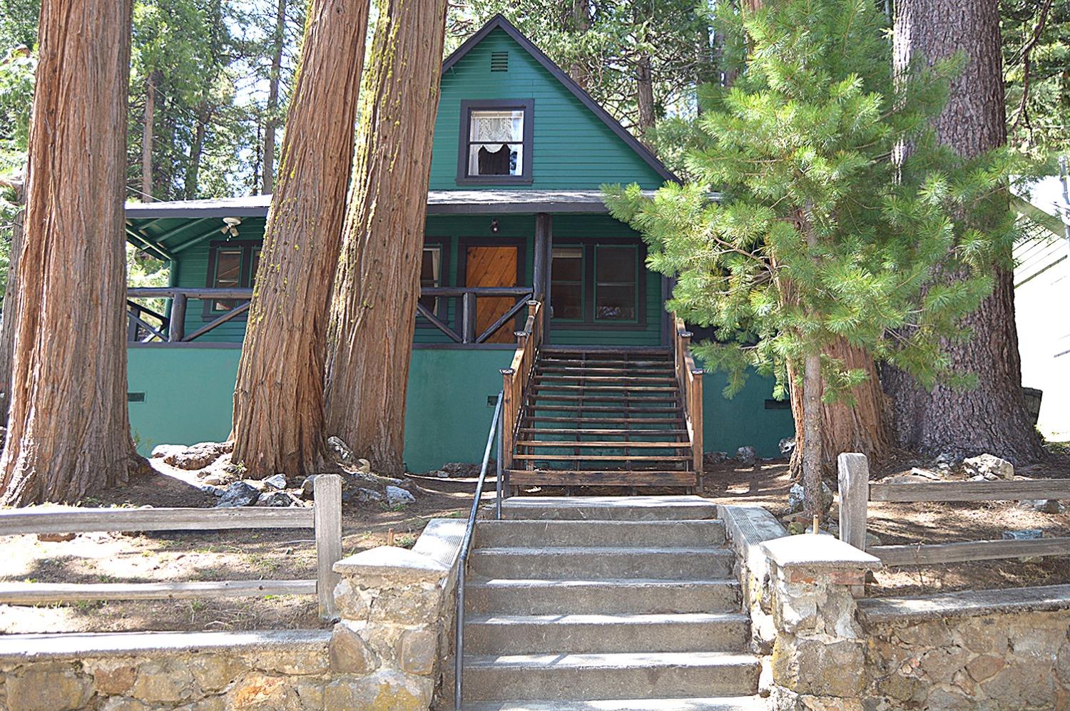Detail Gallery Image 1 of 34 For 26156 Long Barn Rd, Long Barn,  CA 95335 - 5 Beds | 1/1 Baths
