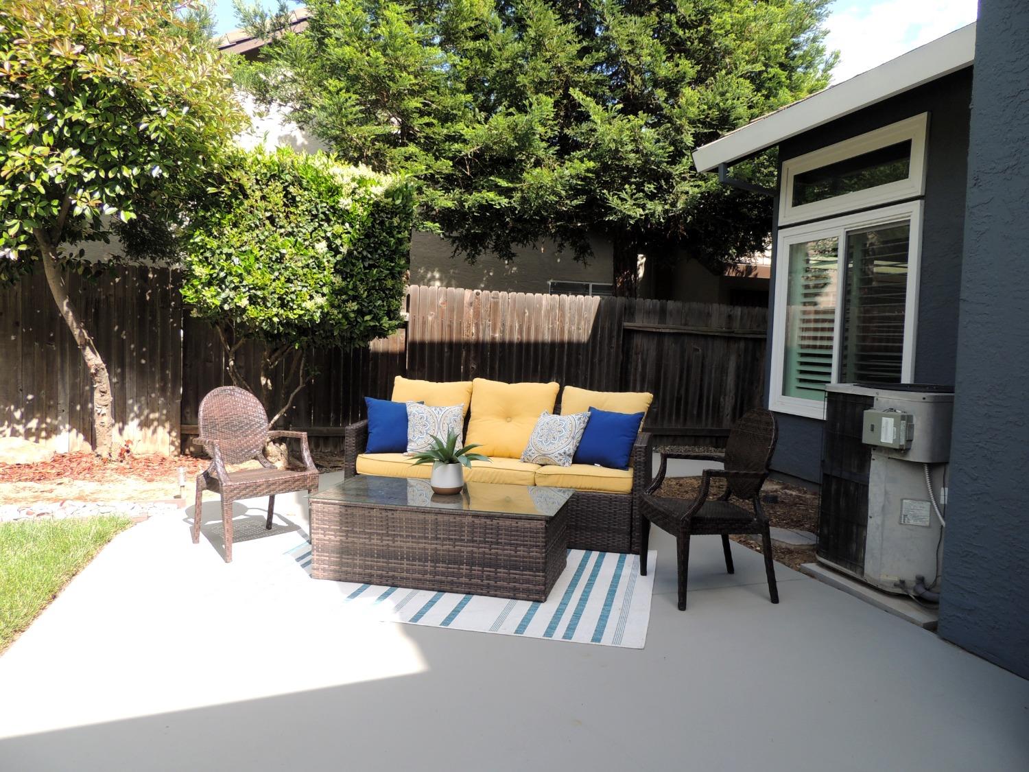 Detail Gallery Image 37 of 39 For 8979 Giant Panda Dr, Sacramento,  CA 95829 - 4 Beds | 3 Baths