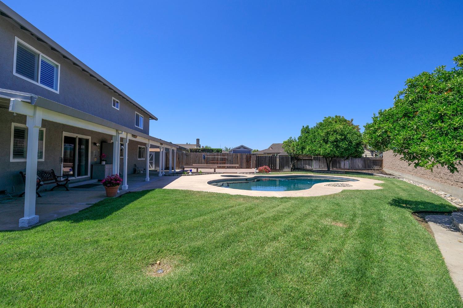 Oakridge Court, Modesto, California image 46
