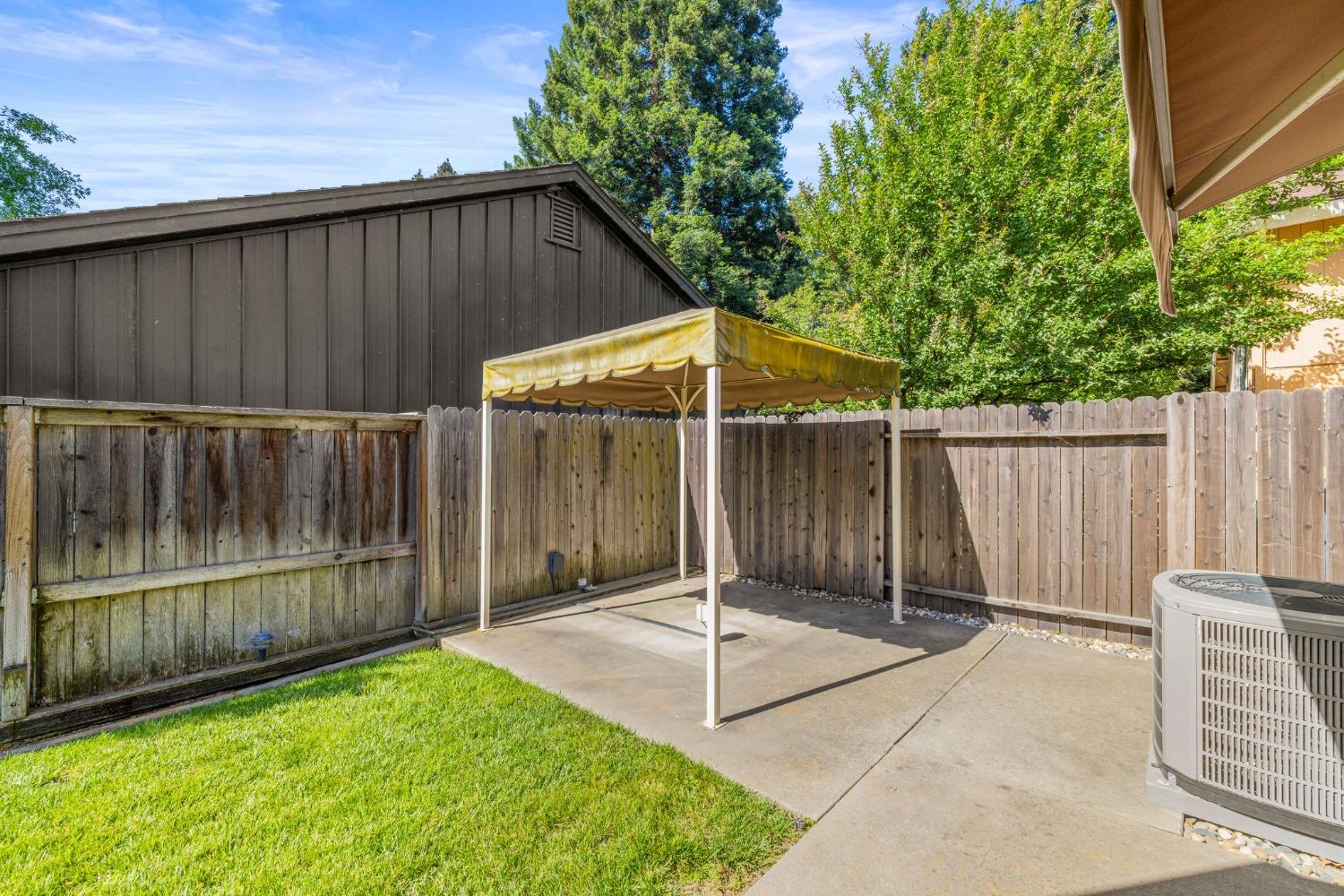 Detail Gallery Image 52 of 56 For 2936 Trigo Way, Sacramento,  CA 95833 - 3 Beds | 2/1 Baths