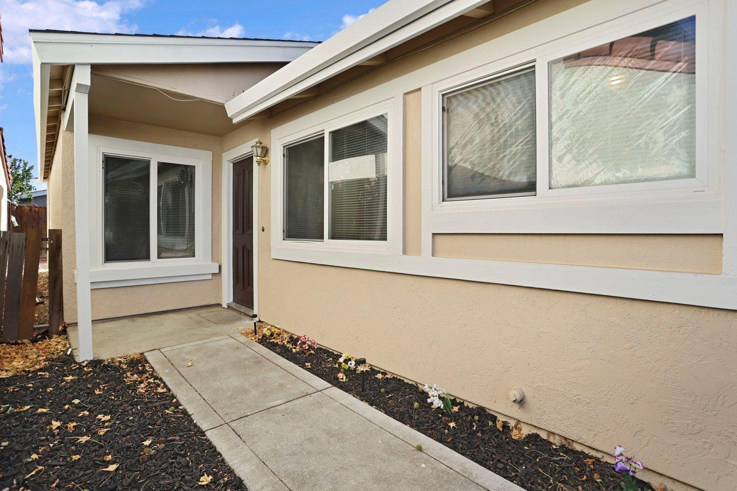 Hemlock Street, Antioch, California image 2