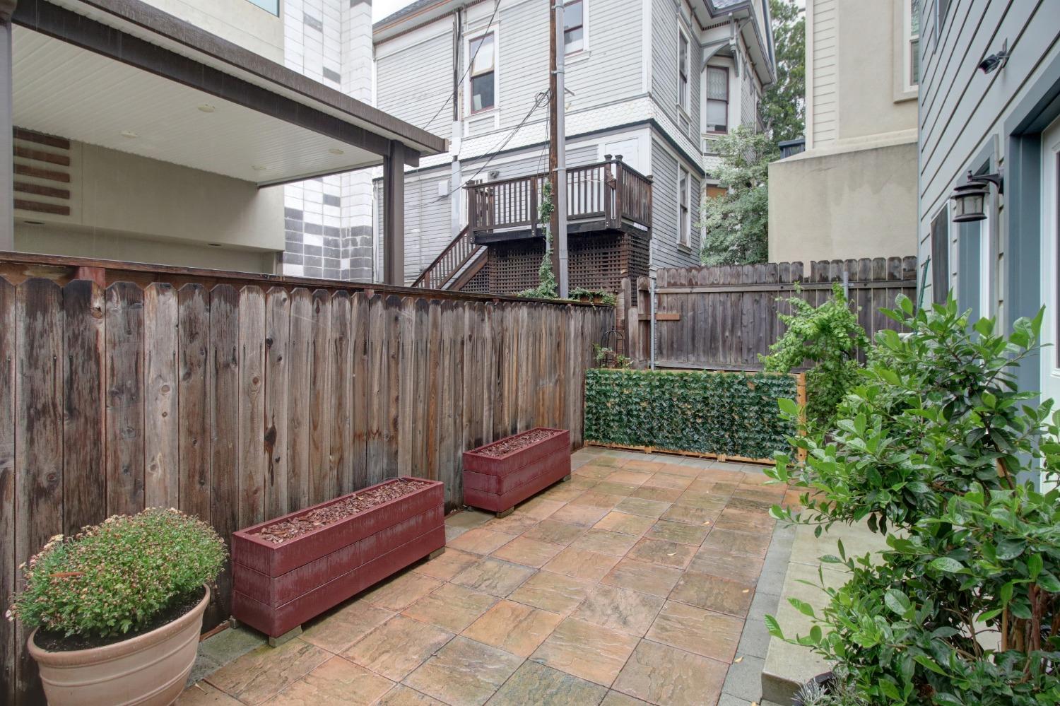 Detail Gallery Image 54 of 59 For 2021 S St, Sacramento,  CA 95811 - – Beds | – Baths