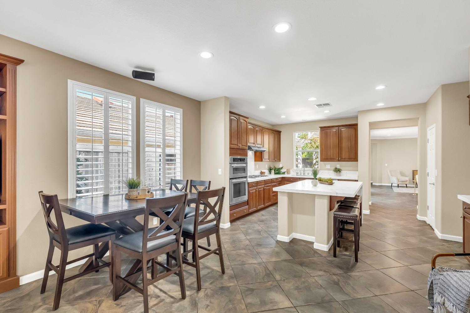 Stageline Circle, Rocklin, California image 30