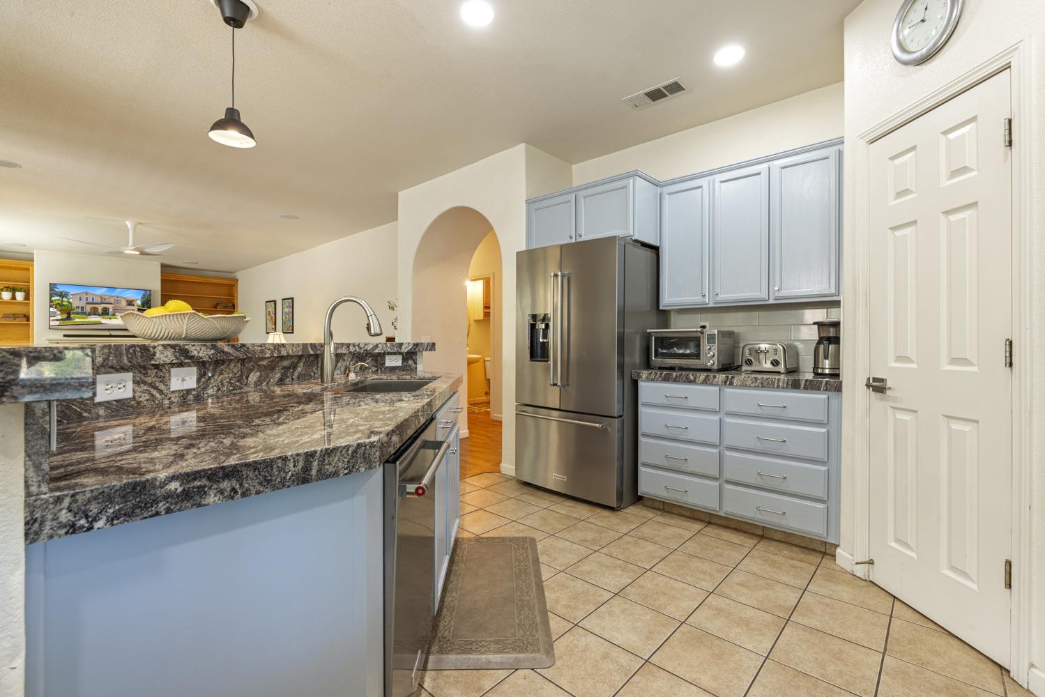 Detail Gallery Image 18 of 67 For 2500 Paseo De Leon, Turlock,  CA 95382 - 4 Beds | 2/1 Baths
