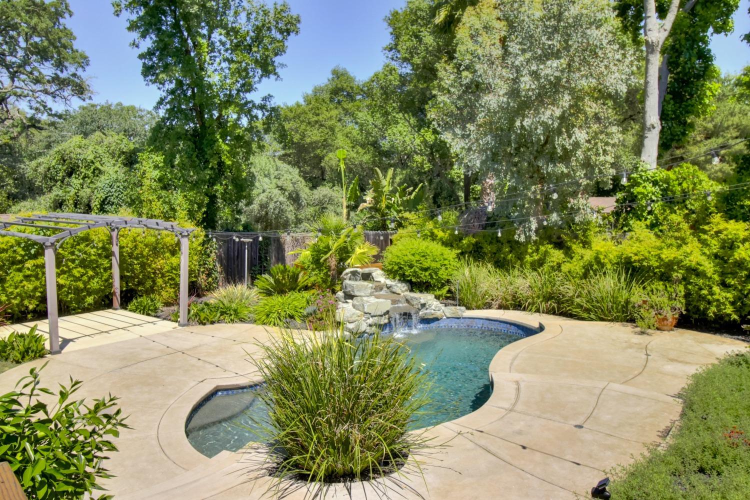 Detail Gallery Image 46 of 78 For 8401 Kroeger Ct, Fair Oaks,  CA 95628 - 4 Beds | 3 Baths