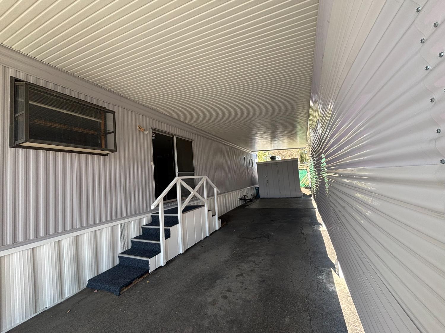 Detail Gallery Image 4 of 33 For 10780 N N Hwy  99 6, Morada,  CA 95212 - 2 Beds | 2 Baths