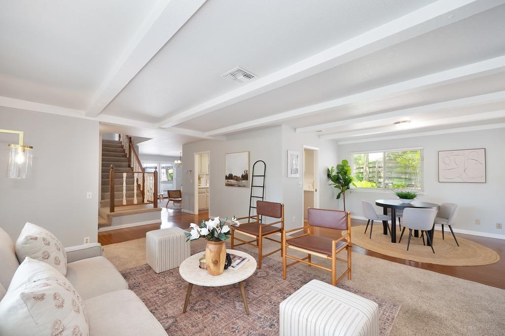 Detail Gallery Image 10 of 44 For 4156 Dena Way, Sacramento,  CA 95821 - 3 Beds | 2/1 Baths