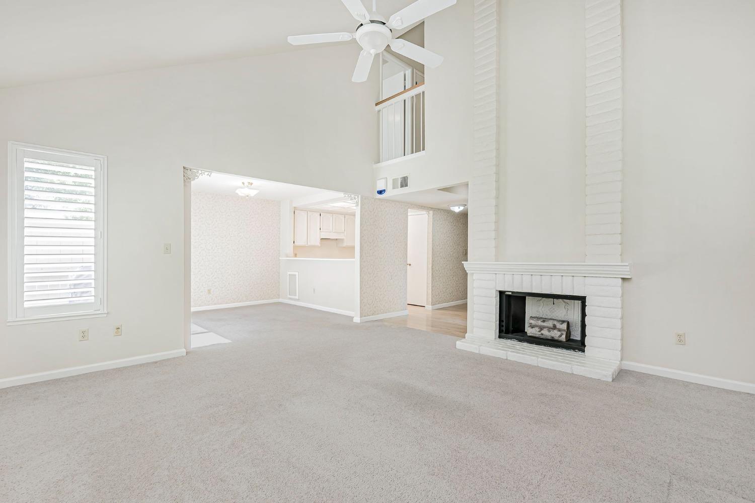 Photo #13: 225059717 Listing: Photo #13