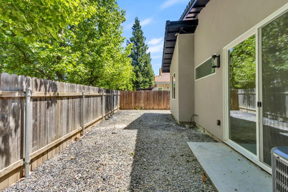 Detail Gallery Image 40 of 48 For 8411 Aster Ct, Citrus Heights,  CA 95610 - 3 Beds | 2 Baths