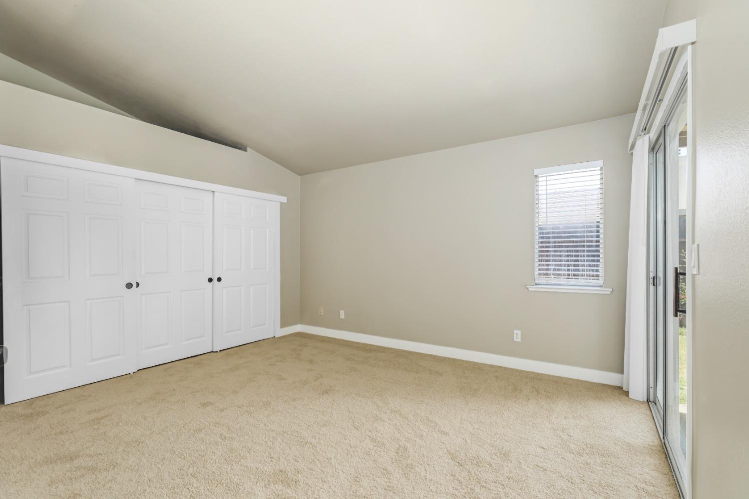 Detail Gallery Image 19 of 31 For 5521 Rightwood Way, Sacramento,  CA 95823 - 4 Beds | 2 Baths