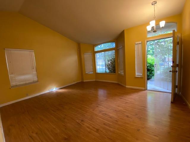 Detail Gallery Image 2 of 17 For 8405 Cassatt Way, Sacramento,  CA 95828 - 3 Beds | 2 Baths