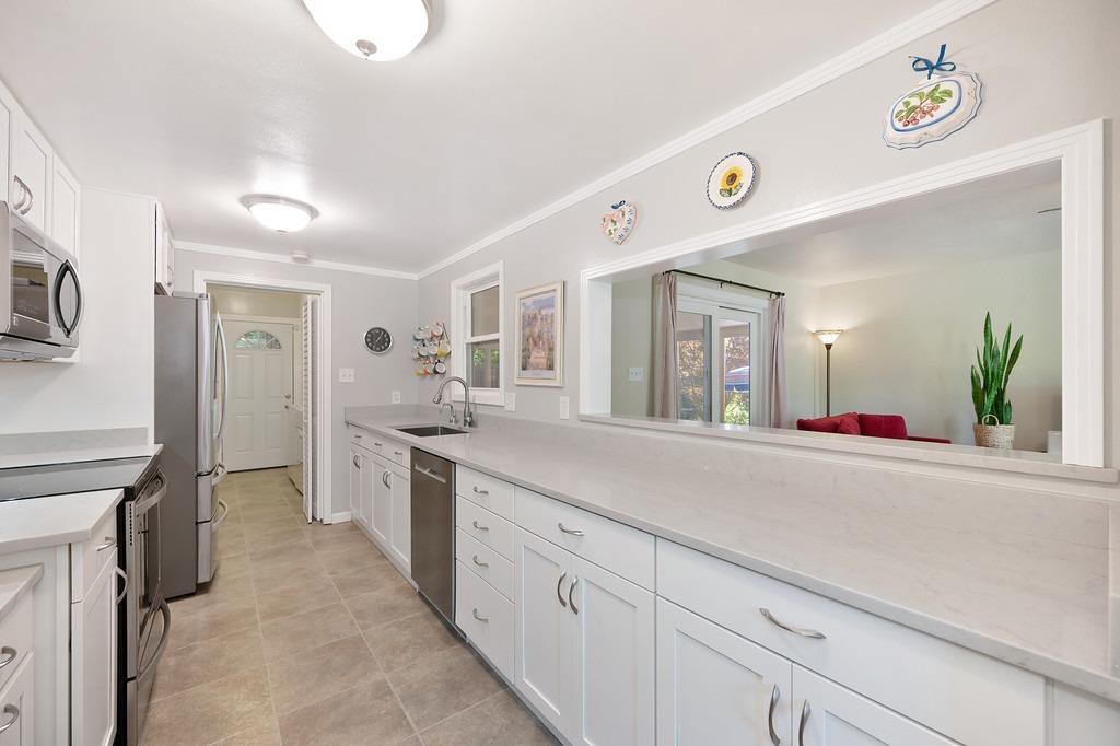 Detail Gallery Image 42 of 80 For 2901 61st St, Sacramento,  CA 95817 - 3 Beds | 1/1 Baths
