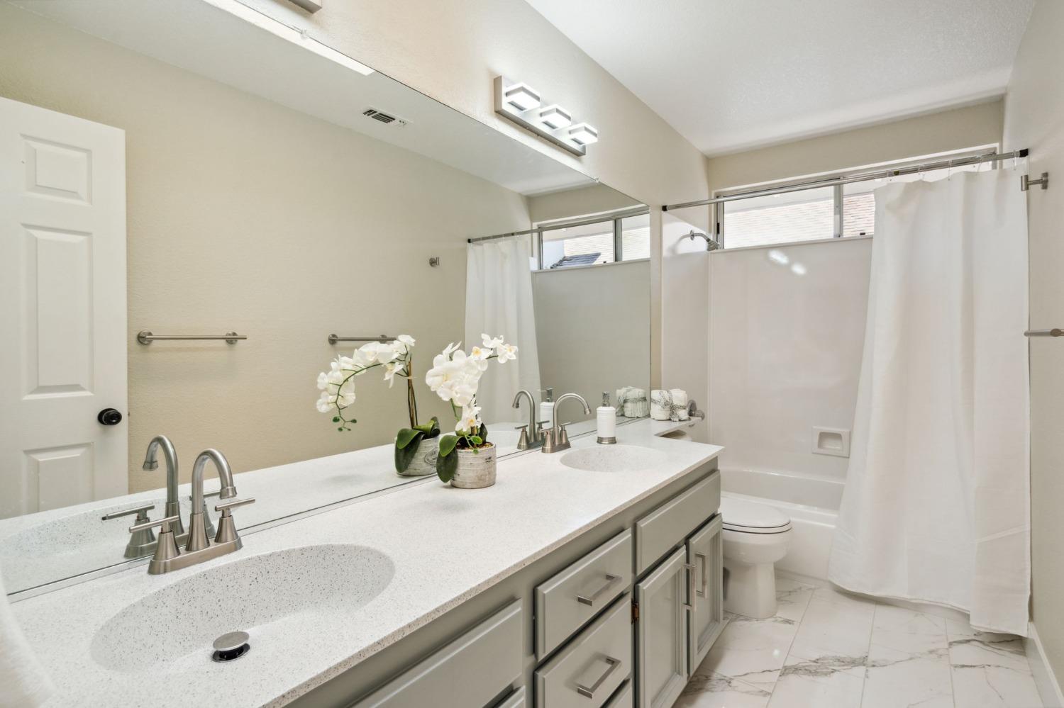 Detail Gallery Image 25 of 33 For 9200 Redwater Dr, Antelope,  CA 95843 - 4 Beds | 3 Baths