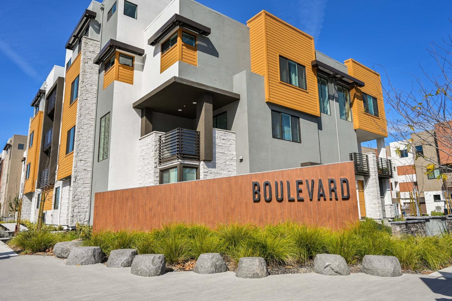 Detail Gallery Image 20 of 46 For 5516 El Dorado Ln, Dublin,  CA 94568 - 3 Beds | 4 Baths