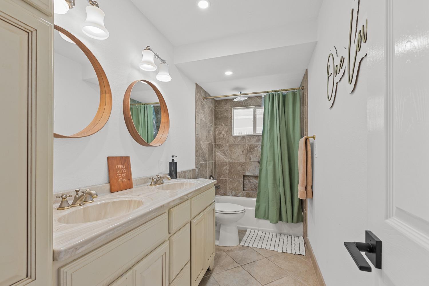 Detail Gallery Image 15 of 38 For 7889 Olive St, Fair Oaks,  CA 95628 - 3 Beds | 2 Baths