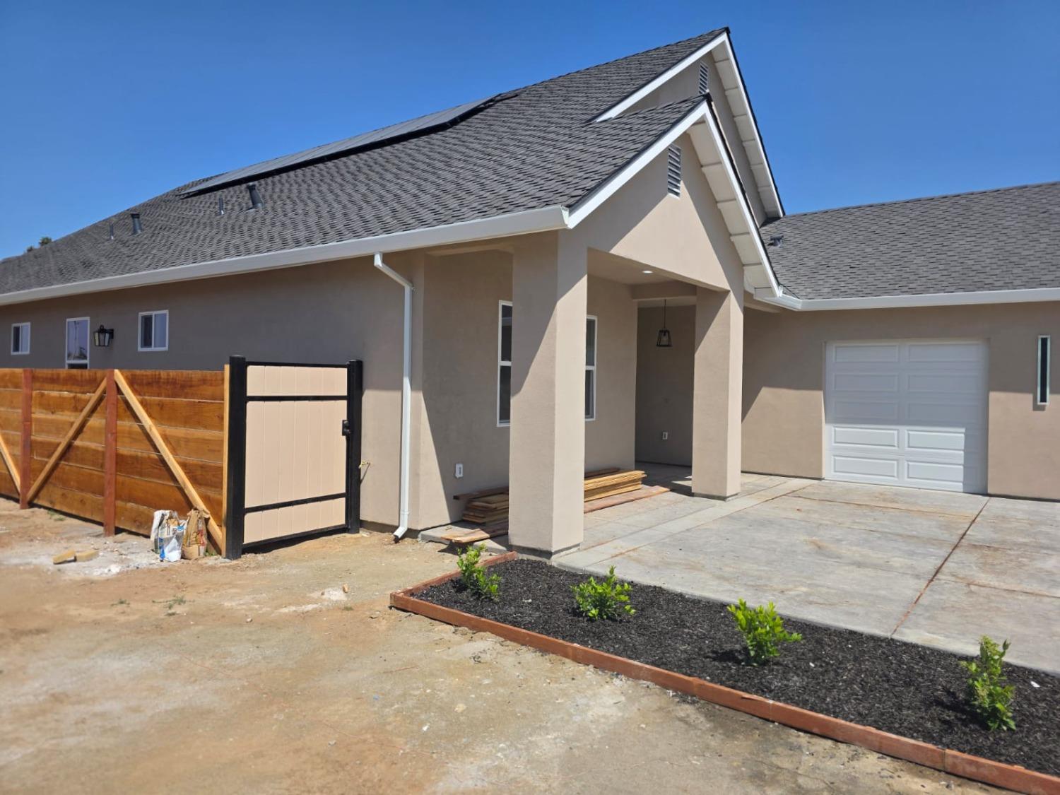 Detail Gallery Image 6 of 66 For 3213 Millbrook Ave, Modesto,  CA 95355 - 3 Beds | 4 Baths