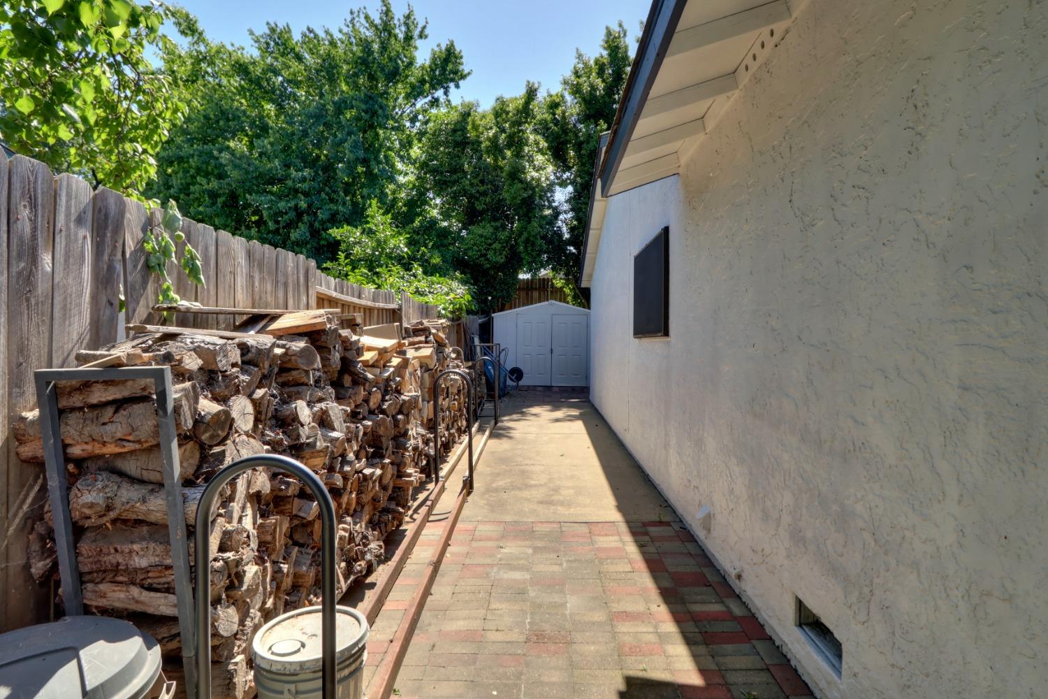 Detail Gallery Image 32 of 32 For 7463 Versailles Way, Sacramento,  CA 95842 - 3 Beds | 2 Baths