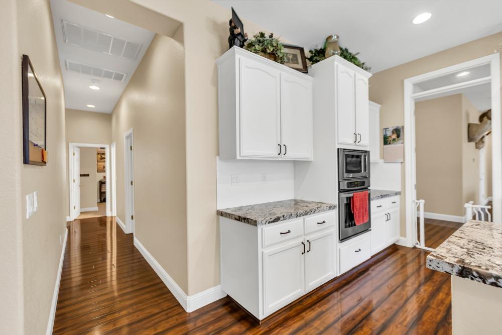 Detail Gallery Image 36 of 66 For 929 Jordine Way, Galt,  CA 95632 - 5 Beds | 2/1 Baths