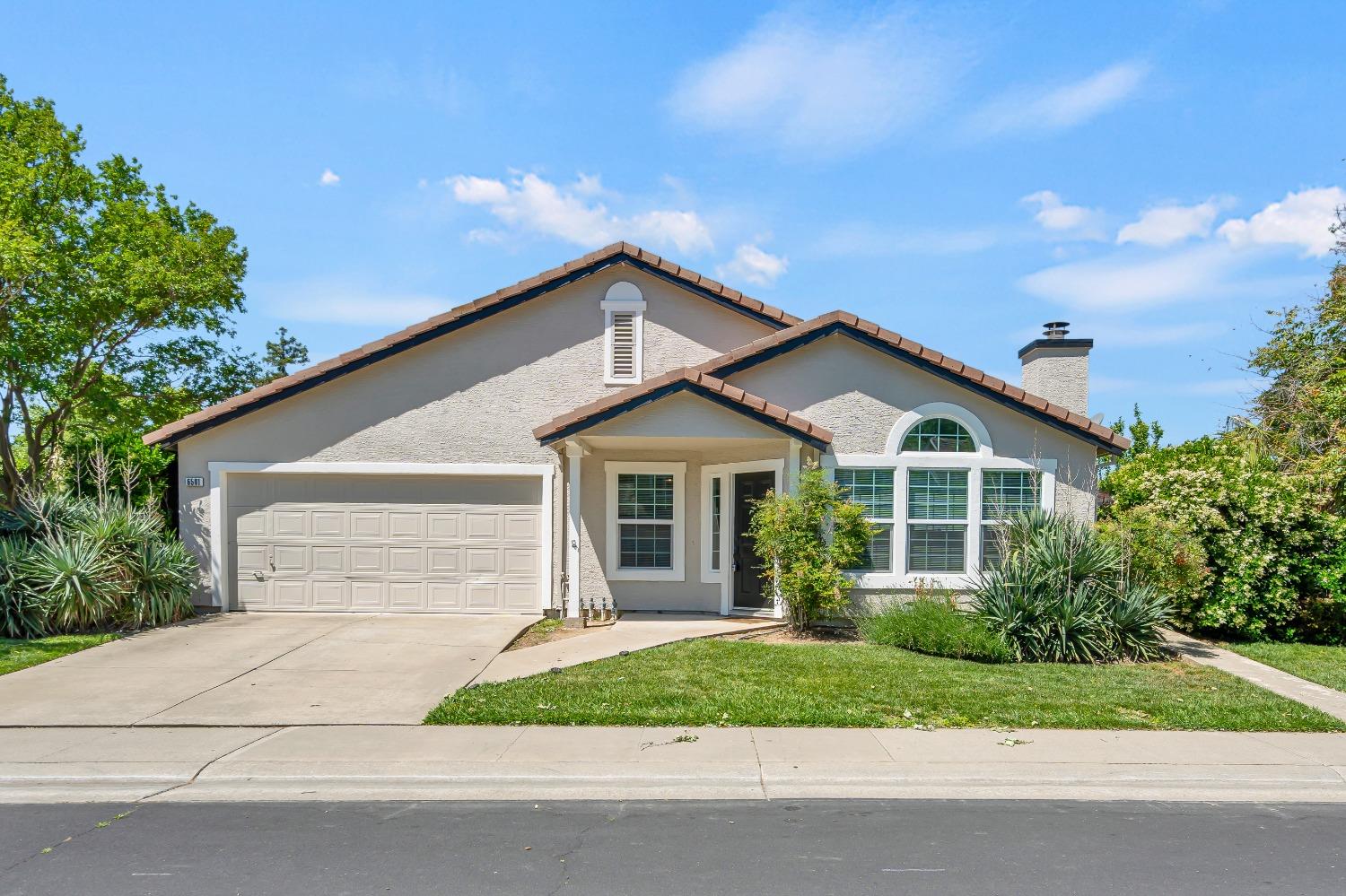 Di Lusso Drive, Elk Grove, California image 1