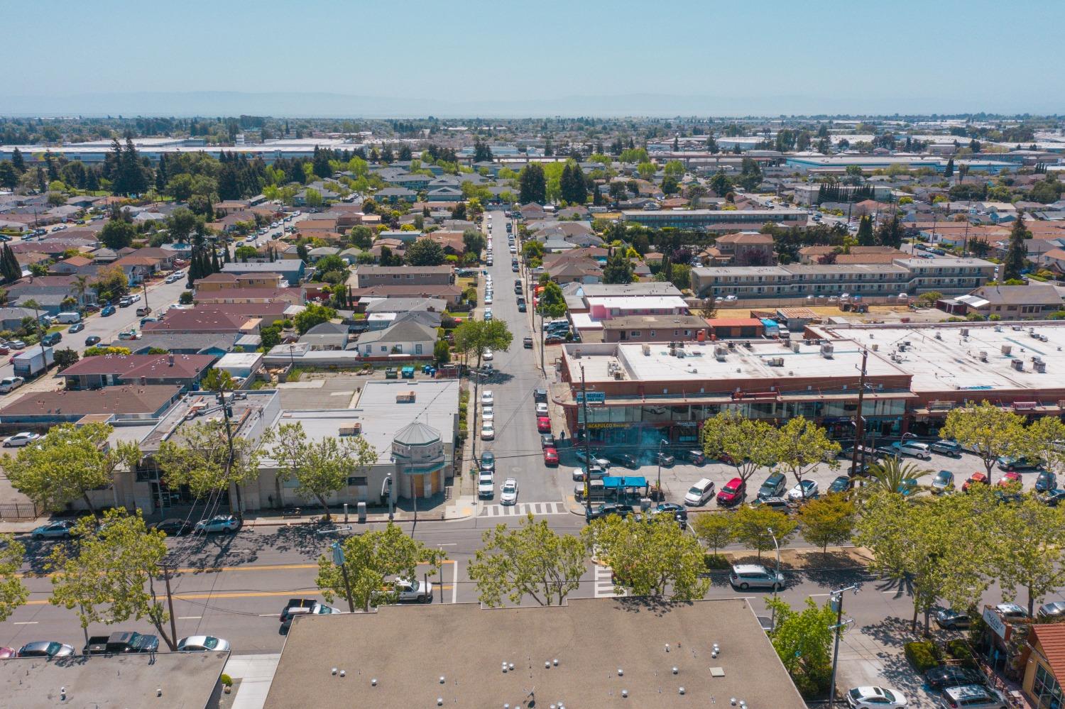 Detail Gallery Image 44 of 48 For 1305 144th Ave, San Leandro,  CA 94578 - 2 Beds | 2/1 Baths