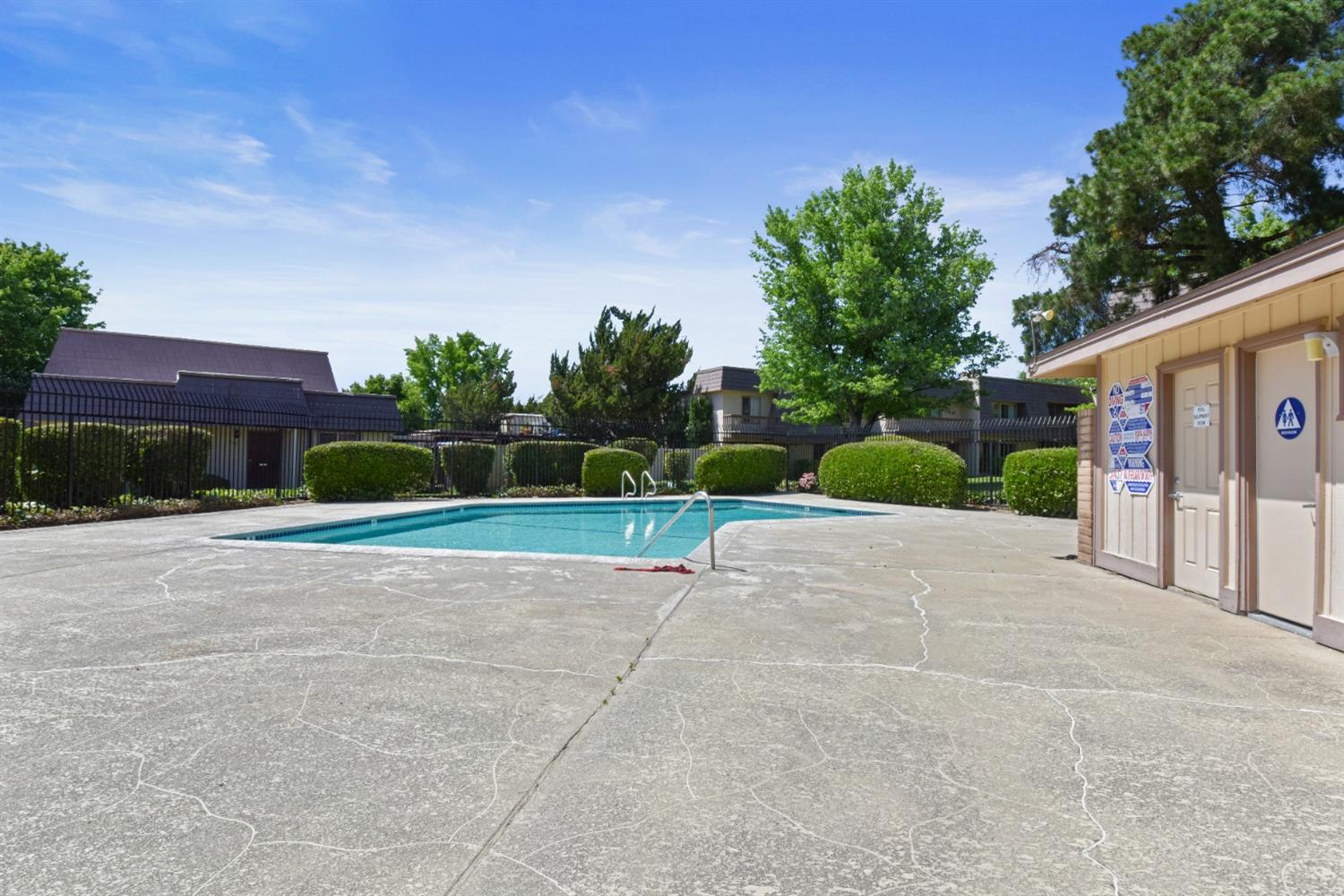Photo #19: 225058863 Listing: Photo #19