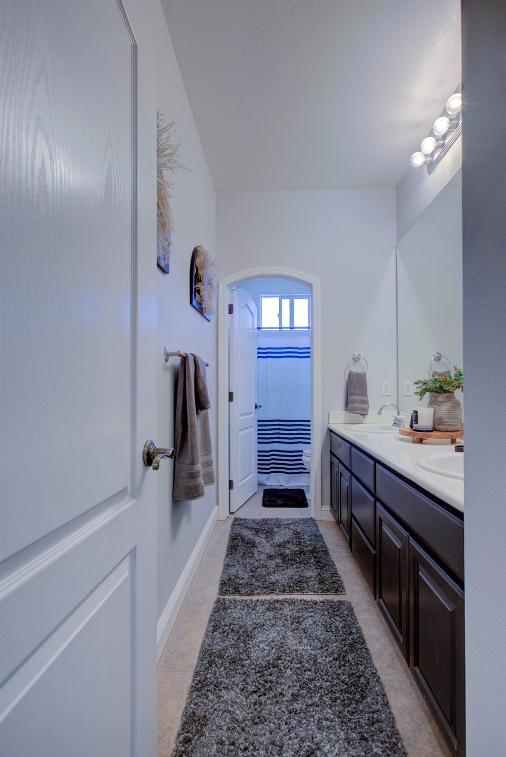 Detail Gallery Image 25 of 75 For 4008 Calais, Modesto,  CA 95356 - 4 Beds | 3 Baths
