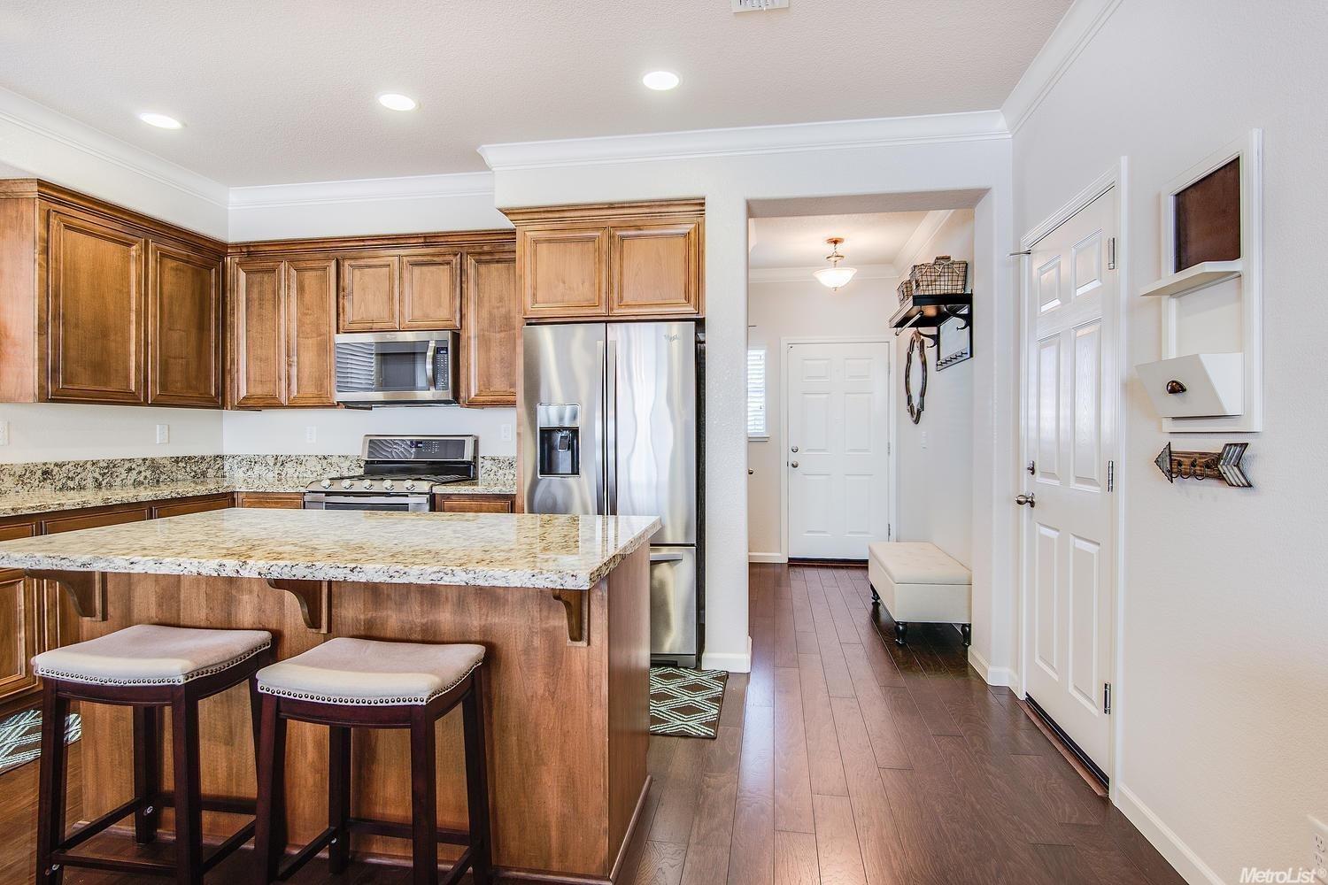 Detail Gallery Image 3 of 18 For 3577 Trentino St, Roseville,  CA 95747 - 4 Beds | 3 Baths