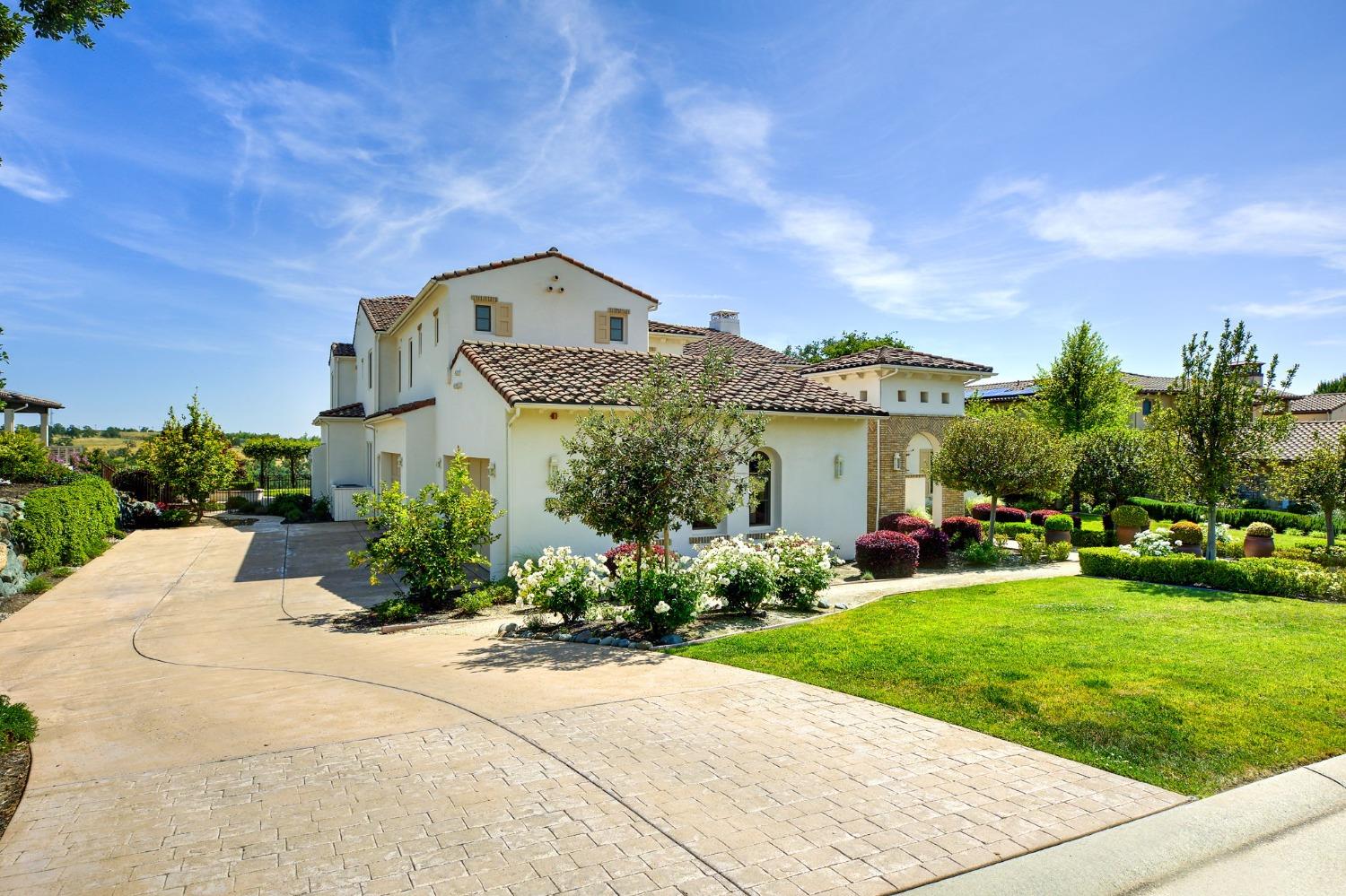 Detail Gallery Image 5 of 72 For 3432 Vista De Madera, Lincoln,  CA 95648 - 5 Beds | 5/1 Baths